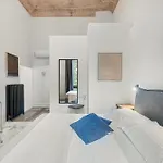 Three Rooms D\'Azeglio 12